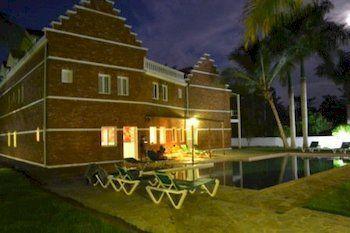 Hostel Laguna Park Cabarete Kültér fotó